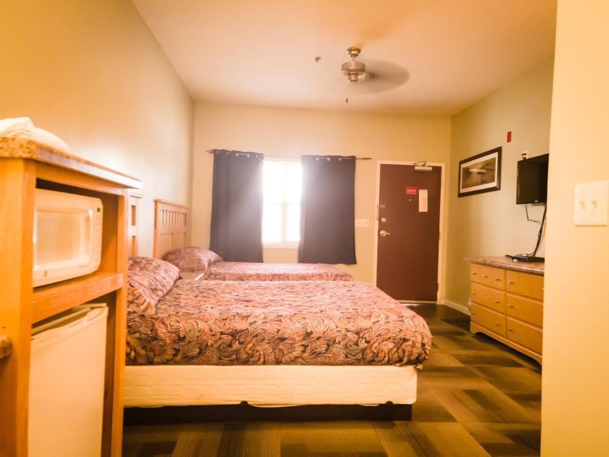 Weiss Lake Lodge Centre Kültér fotó